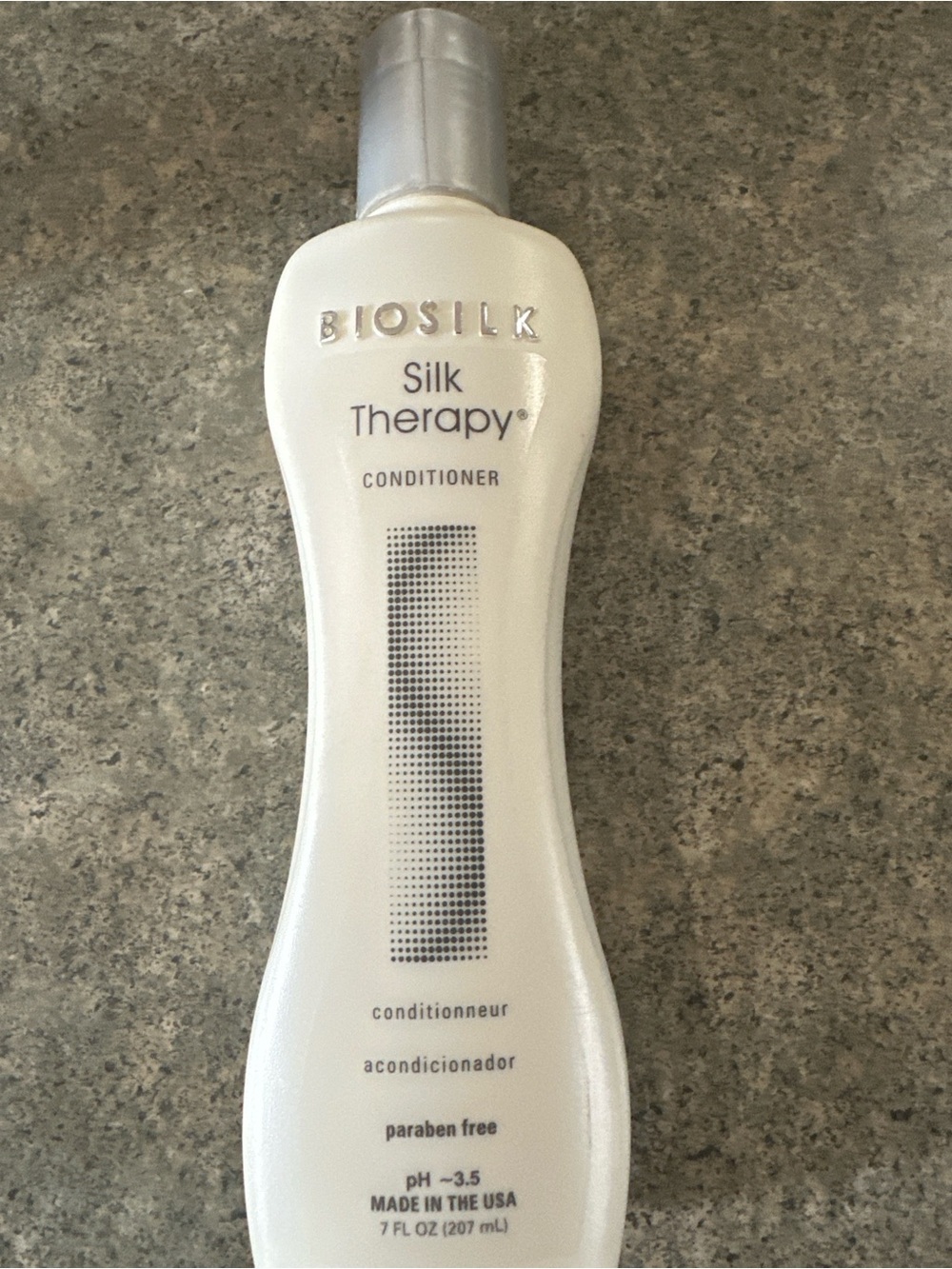 Biosilk Silk Therapy Conditioner - White and Silver Accents